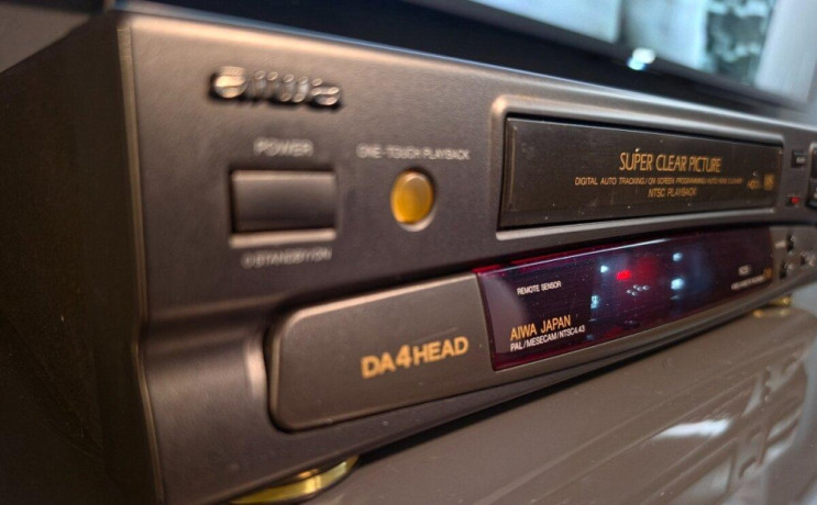 videorekorder-aiwa-big-2