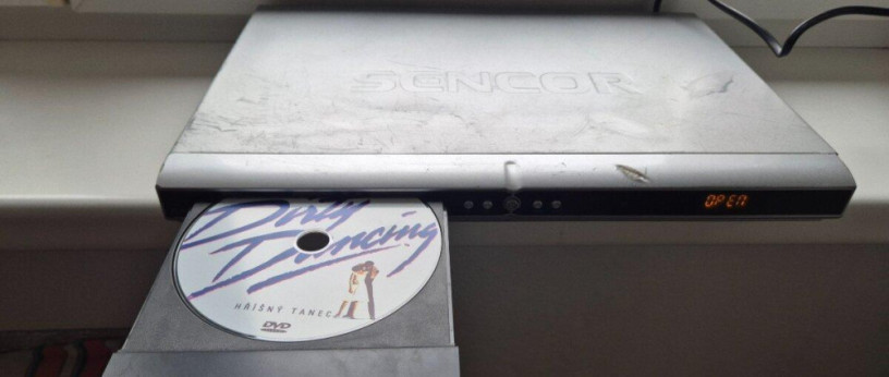 dvd-player-sencor-sdv-5507-big-1