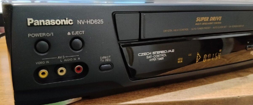 panasonic-nv-hd625-hifi-stereo-videorekorder-big-4