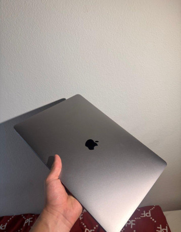 macbook-pro-big-1