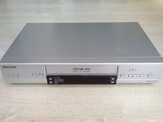 6-hlavovy-videorekorder-panasonic-nv-hv61ep-hi-fi-stereo