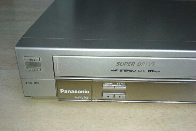 videorekorder-panasonic-nv-vp31-hi-fi-sqpb-big-1