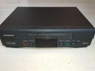 videorekorder-thomson-v1800