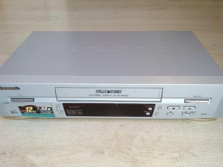 videorekorder-panasonic-nv-fj627-hifi-stereo