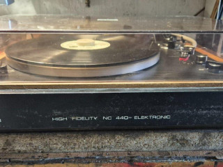 gramofon-supraphon-nc-400