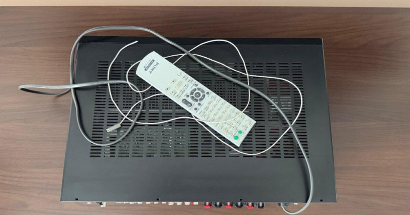 na-predaj-multikanalovy-av-receiver-sony-str-dg710-big-2
