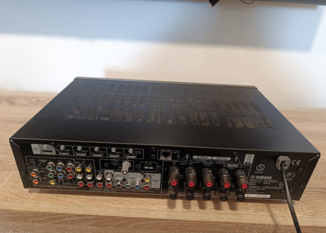 yamaha-rx-s-600-d-51-av-receiver-big-4