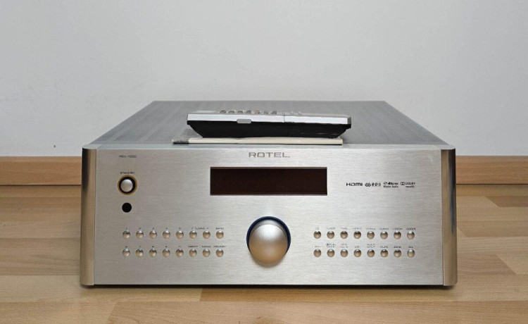 rotel-rsx-1550-optikahdmisub-outfm-radio-big-0