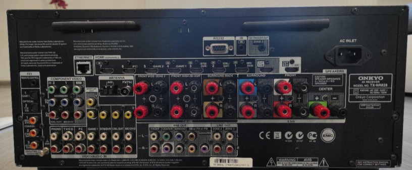 av-receiver-onkyo-tx-nr828-big-3