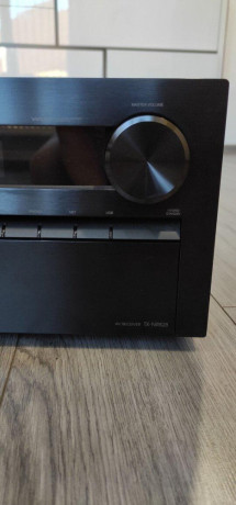 av-receiver-onkyo-tx-nr828-big-1