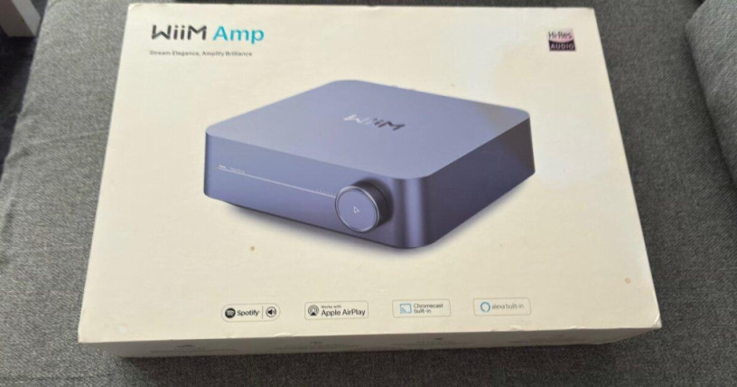 wiim-amp-kompaktny-streaming-zosilnovac-space-gray-big-1