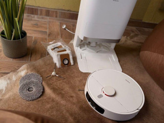 xiaomi-x20-v-zaruke-so-samocistiacou-stanicou