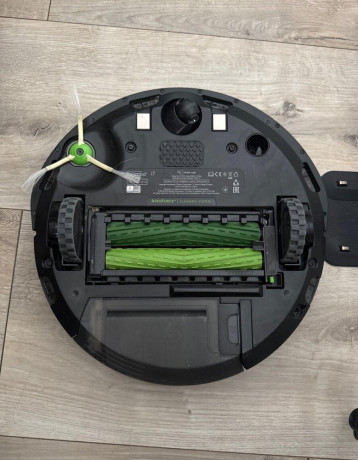 irobot-roomba-i7-big-1