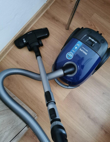 philips-komplet-funkcny-vysavac-big-0