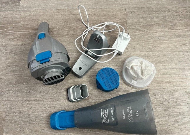 aku-rucny-vysavac-black-decker-big-3
