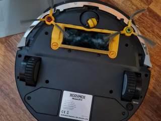 predam-roboticky-vysavac-ecovacs-d73
