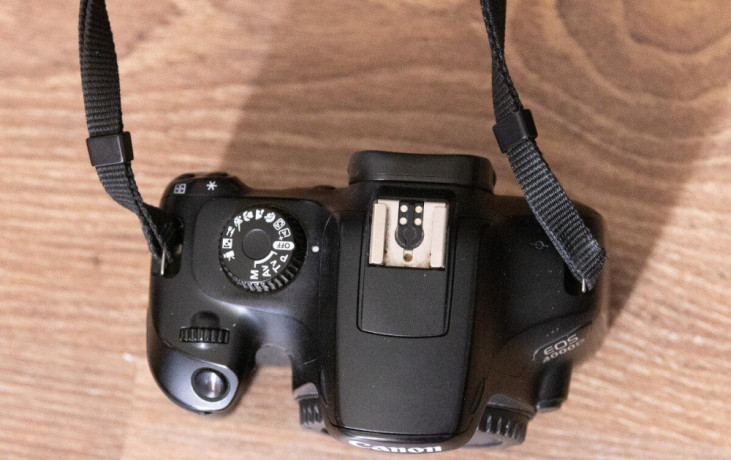 canon-4000d-canon-ef-s-18-55mm-iba-28200-zaberov-big-1