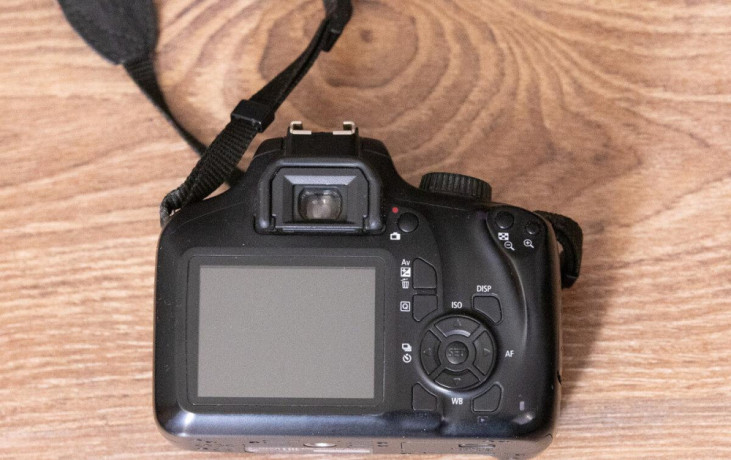 canon-4000d-canon-ef-s-18-55mm-iba-28200-zaberov-big-3
