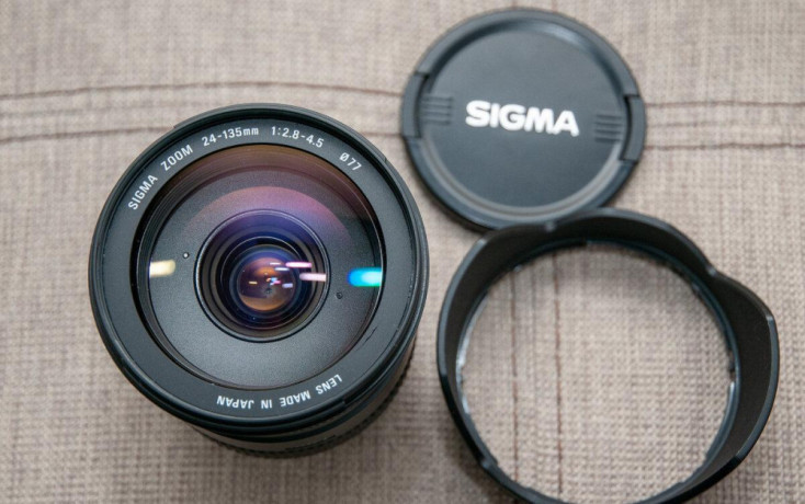 sigma-24-135mm-f28-45-canon-fitfull-frame-big-2