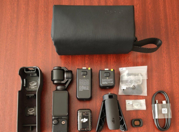 dji-osmo-pocket-3-creator-combo-big-0