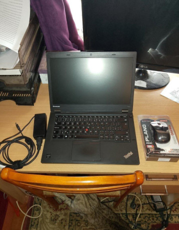 lenovo-t440pi5pro-4300m250ssd8gb-ramwindovs-10-legal-big-0
