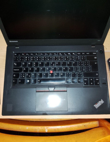 pracovny-vykonny-lenovot450intel-i512gb250gb-ssdbat-6hod-big-1
