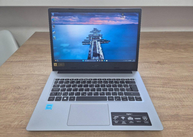 acer-aspire-1-intel-celeron-n45008gb-ramfhd256gb-ssd-big-0
