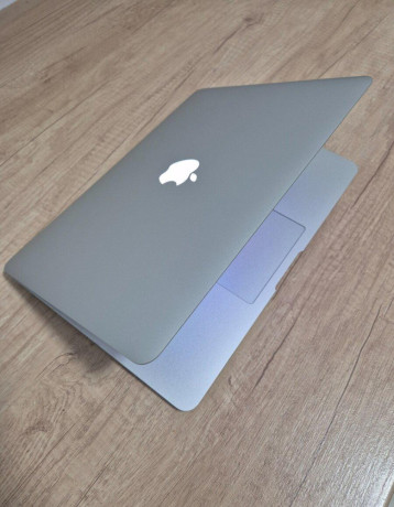 macbook-air-13-inch-2017intel-core-i58gb-ram128gb-ssd-big-3