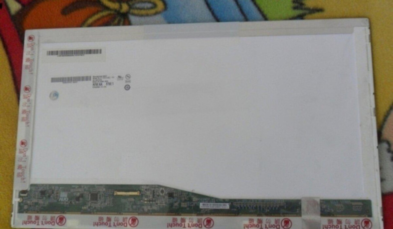 156-display-40pin-pre-notebook-acerasus-lenovo-msi-big-1