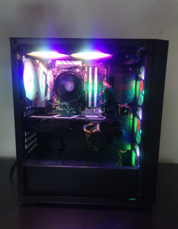 herny-pc-ryzen-5-3600-rx-6700-xt-16gb-ram-ssd-hdd-big-1