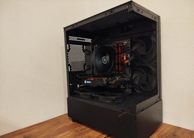 herny-pcrx580-aurisryzen-5-260016gb-ddr4win11pro-big-0