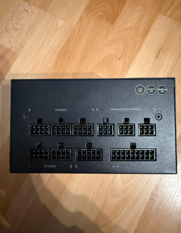 zdroj-p750gm-big-0