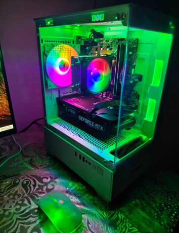 nove-herne-pc-amd-16jadro-ssd-512gb-radeon-hd-4gb-wifi-bt-big-2