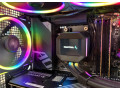 herny-pc-r7-9800x3d-rtx-5070-ti-32gb-ddr5-1tb-nvme-small-2
