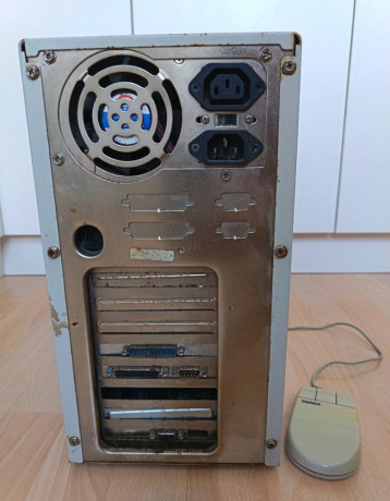 predam-retro-pocitac-amd-286-16mhz-mys-targa-big-3