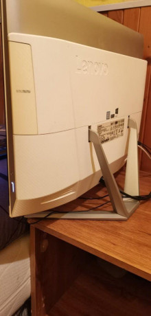 aio-lenovo-ideacentre-700-24ish-big-1