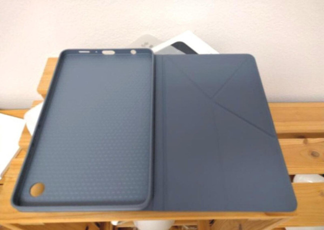 nove-ochranne-stojanove-puzdro-kryt-samsung-big-3
