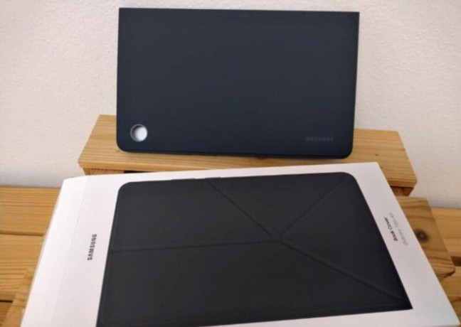 nove-ochranne-stojanove-puzdro-kryt-samsung-big-2
