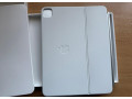 apple-ipad-magic-keyboard-13-small-1