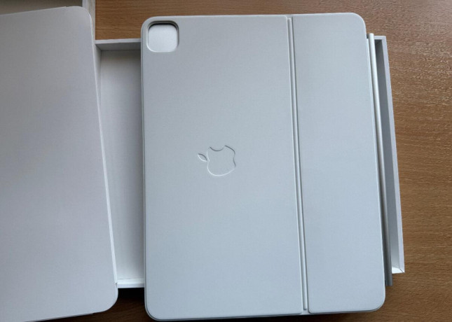 apple-ipad-magic-keyboard-13-big-1