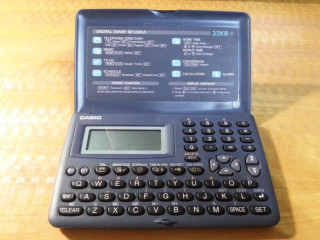 elektronicky-digitalny-diar-casio