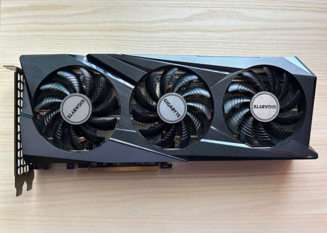 gigabyte-rtx-3060-12gb-na-opravu-diely-big-0