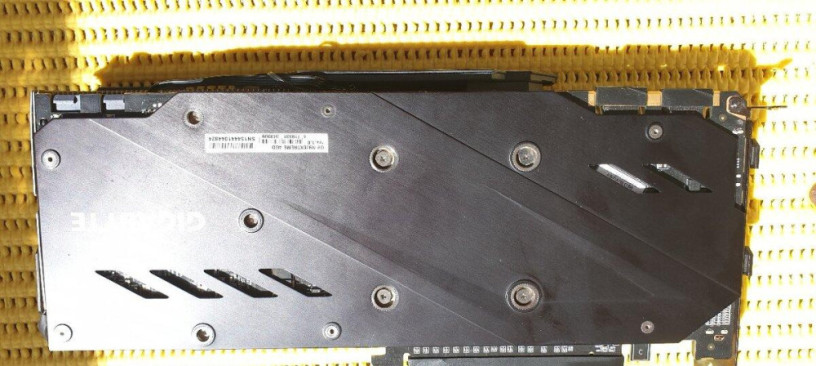 nvidia-geforce-gtx-970-gigabyte-big-2