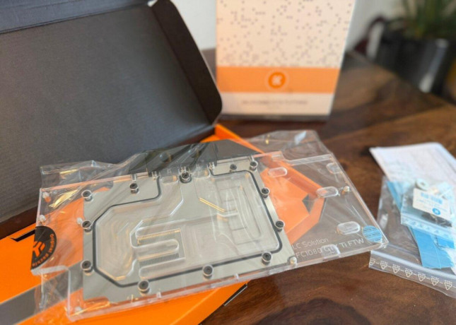 ekwb-ek-fc1080-gtx-ti-ftw3-big-0
