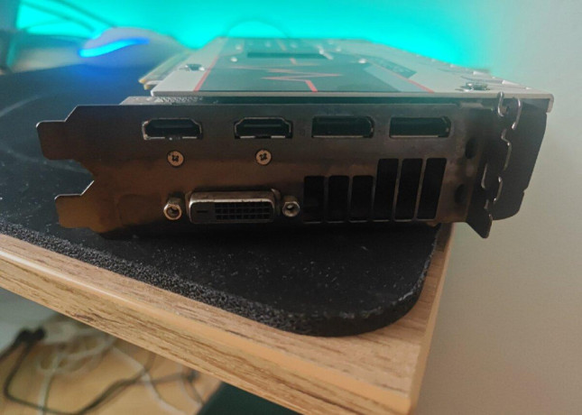 rx-570-8-gb-big-2