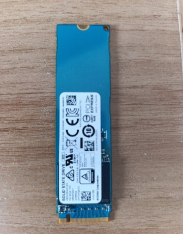 ssd-nvme-pci-e-256gb512gb-disky-big-1