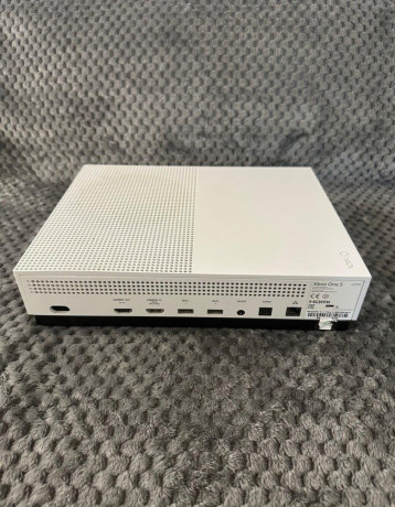predam-xbox-one-s-500gb-big-1
