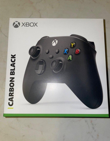 xbox-series-s-2-ovladace-big-3