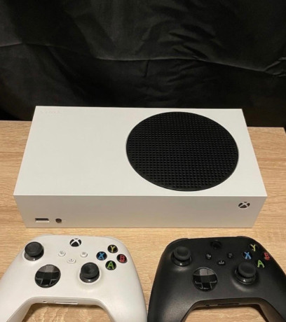 xbox-series-s-2-ovladace-big-0