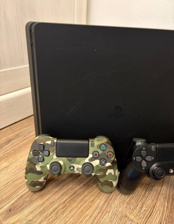 playstation-4-slim-big-1